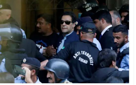 इमरान खान पक्राउ परेको दुई वर्ष पूरा, रावलपिण्डिमा प्रदर्शनमा रोक 1 imarkhan